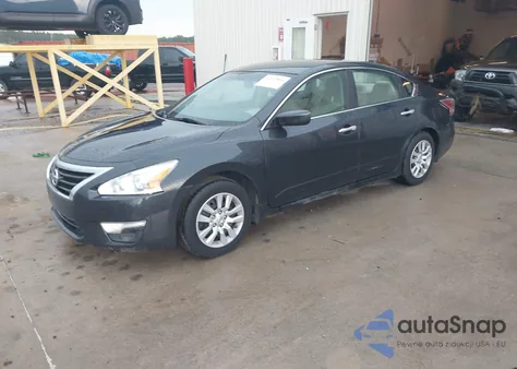 2015 Nissan Altima 2.5 S z USA, uszkodzony, nr VIN 1N4AL3APXFC421763
